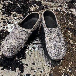 Dansko Sanita clogs